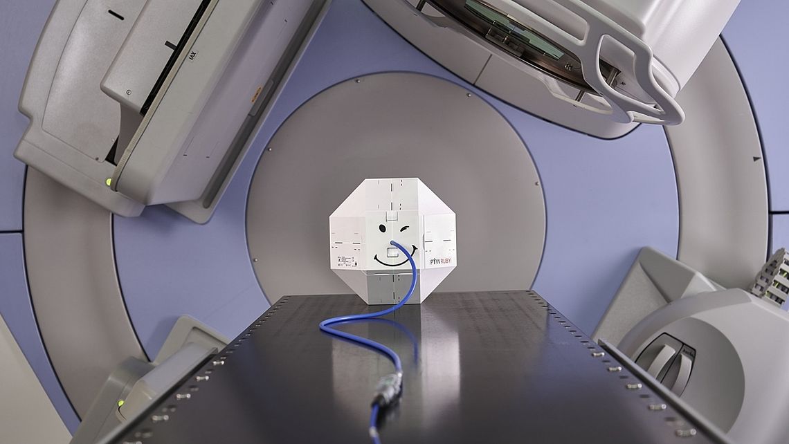 SYSTEM QA Comprehensive end-to-end test for a non-coplanar treatment plan using RUBY phantom with SYSTEM QA insert